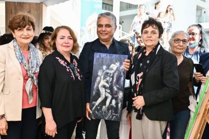 'Geleceğin Renkleri' Muratpaşa'da kapılarını açtı