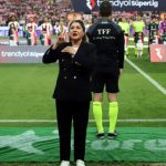 Antalyaspor maçında işaret diliyle İstiklal Marşı okundu