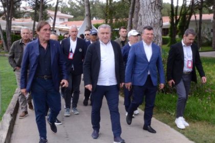 Bakan Bak, Turkish Airlines Open 2026 Golf Turnuvası ödül töreni için Antalya'da